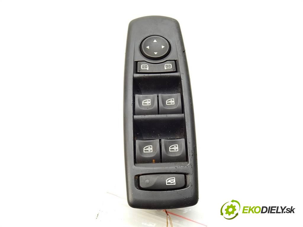 Renault Megane III  2009 78kW HATCHBACK 5D 1.5DCI 106KM 08-15 1500 Prepínač okien 809610007R (Prepínače, spínače, tlačidlá a ovládače kúrenia)