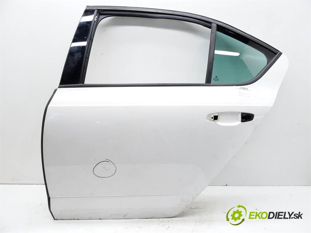 Skoda Octavia III LIFT  2018 85kW SEDAN 4D 1.6TDI 115KM 16-20 1600 Dvere zad ľave  (Ostatné)