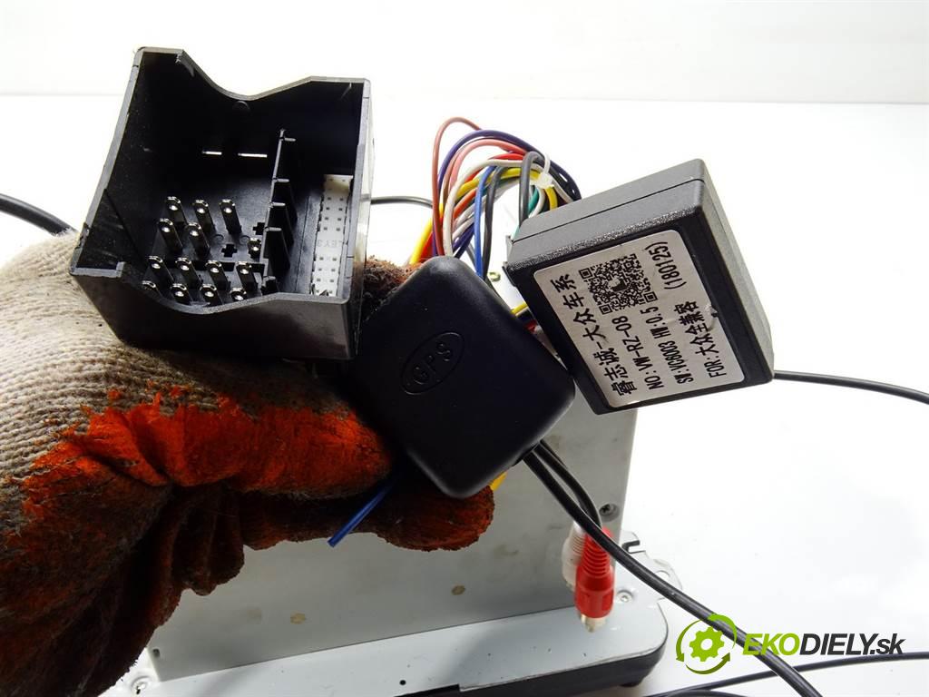 Volkswagen Golf V    KOMBI 5D 1.9TDI 105KM 03-09  RADIO Navigácia  (Audio zariadenia)