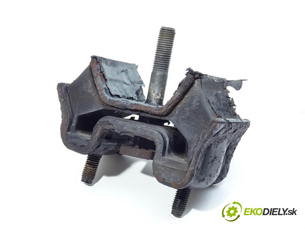 Mercedes-Benz ML W163  2001 120 kW LIFT 2.7CDI 163KM 97-05 2700 AirBag Motor  (Držiaky motora)