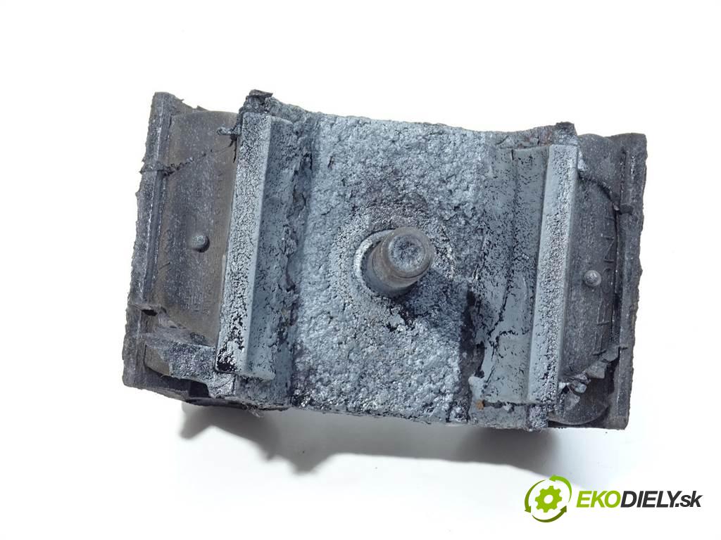 Mercedes-Benz ML W163  2001 120 kW LIFT 2.7CDI 163KM 97-05 2700 AirBag Motor  (Držiaky motora)