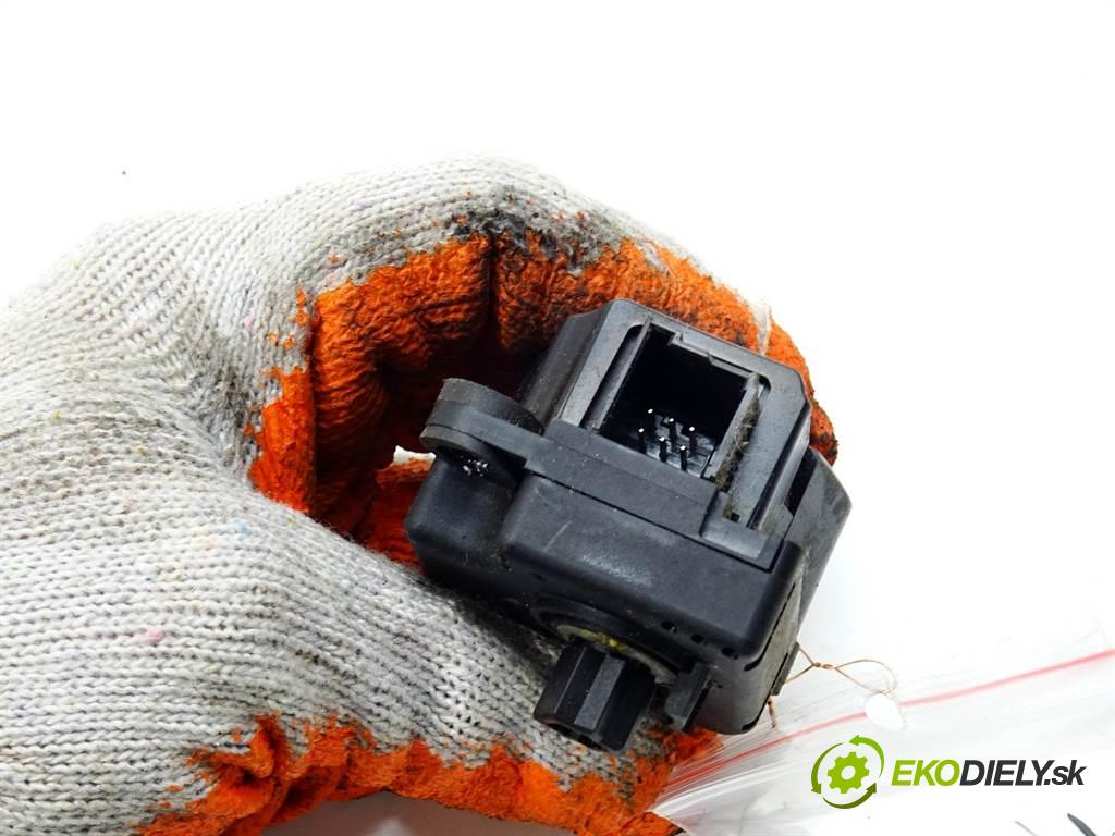 Fiat Croma    KOMBI 5D 1.9JTD 120KM 05-11  Motorček kúrenia 006587W (Motorčeky kúrenia)