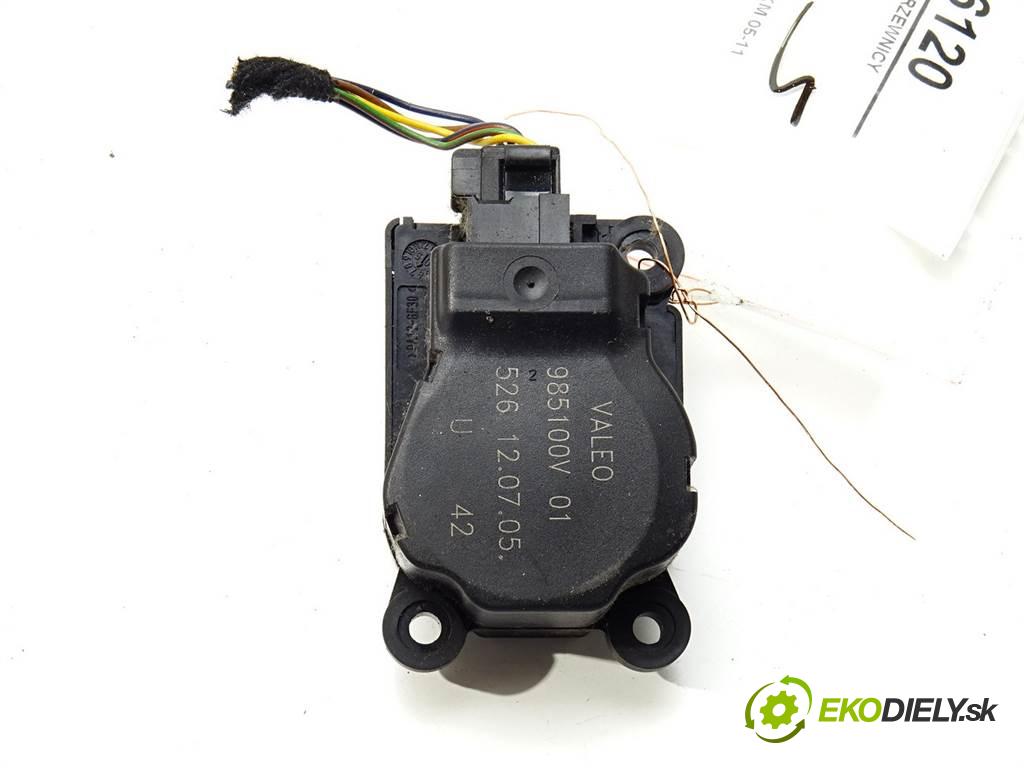 Fiat Croma    KOMBI 5D 1.9JTD 120KM 05-11  Motorček kúrenia 985100V (Motorčeky kúrenia)