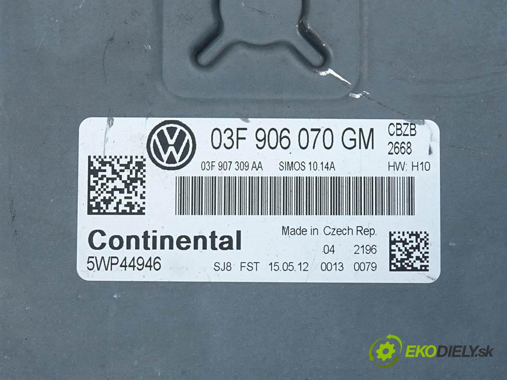 Volkswagen Caddy  2012 105KM 2K LIFT 1.2TSI 105KM 10-15 1200 riadiaca jednotka Motor 03F906070GM 5WP44946 (Riadiace jednotky)