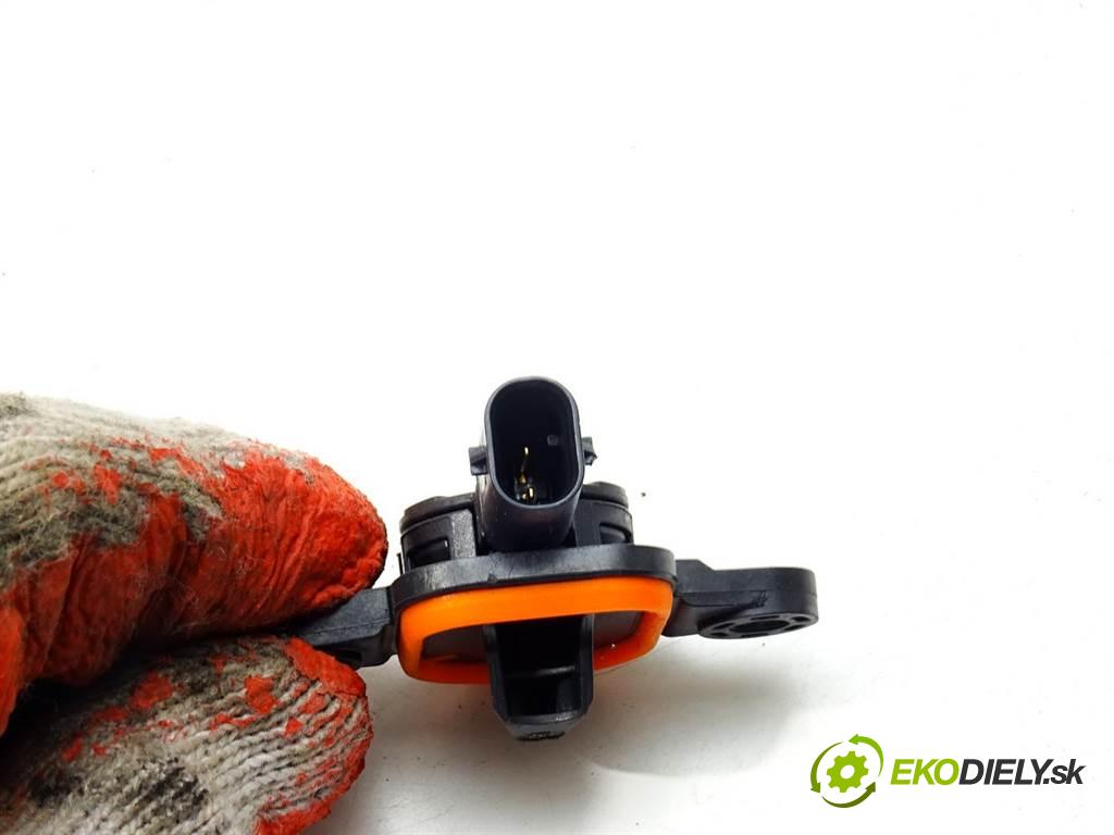 Hyundai i30 III    HATCHBACK 5D 1.4B 100KM 16-  Snímač nárazu 95920-G3100 (Snímače nárazu)