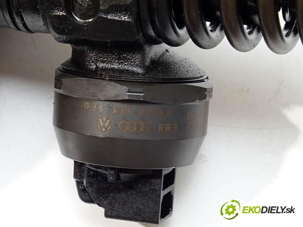 Volkswagen Passat B5 FL  2003 74 kW KOMBI 5D 1.9TDI 101KM 00-05 1900 vstrekovače 0414720037 (Vstrekovače)