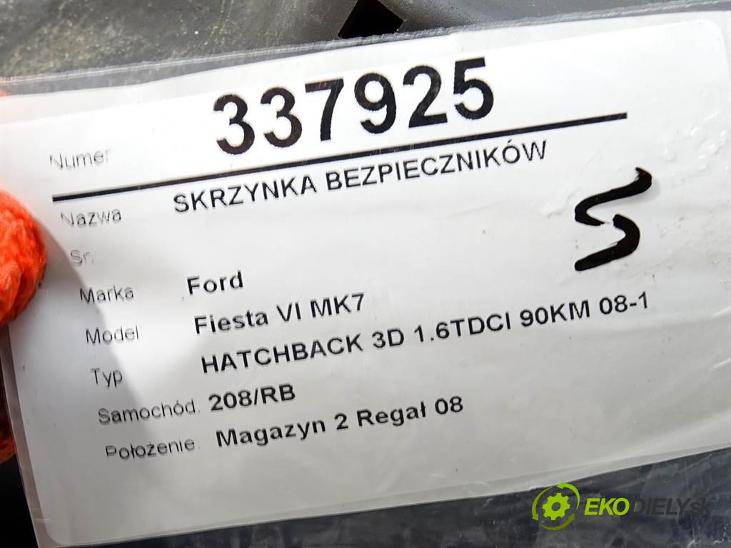 Ford Fiesta VI MK7  2009 66 kW HATCHBACK 3D 1.6TDCI 90KM 08-12 1600 skříňka poistková 8V5114B144BA (Pojistkové skříňky)