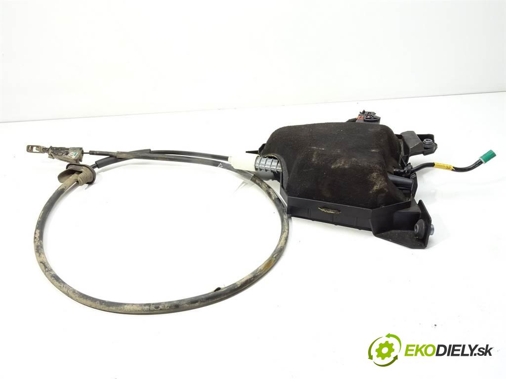 Citroen C4 Picasso    LIFT 2.0HDI 150KM 10-13  BRZDA: ručný elektrický 9659810180 (Ručné brzdy)