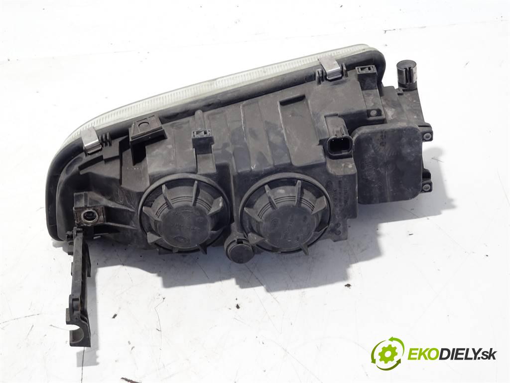 MAN TGX    TGX18.440 EURO5 XL  hmlové svetlo, hmlovka pravý 81251016522