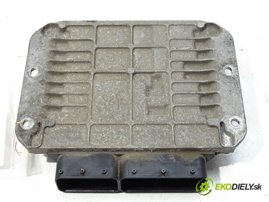 Subaru Outback IV  2010 110kW KOMBI 5D 2.0D 150KM 09-14 2000 riadiaca jednotka Motor 22611AP842 (Riadiace jednotky)