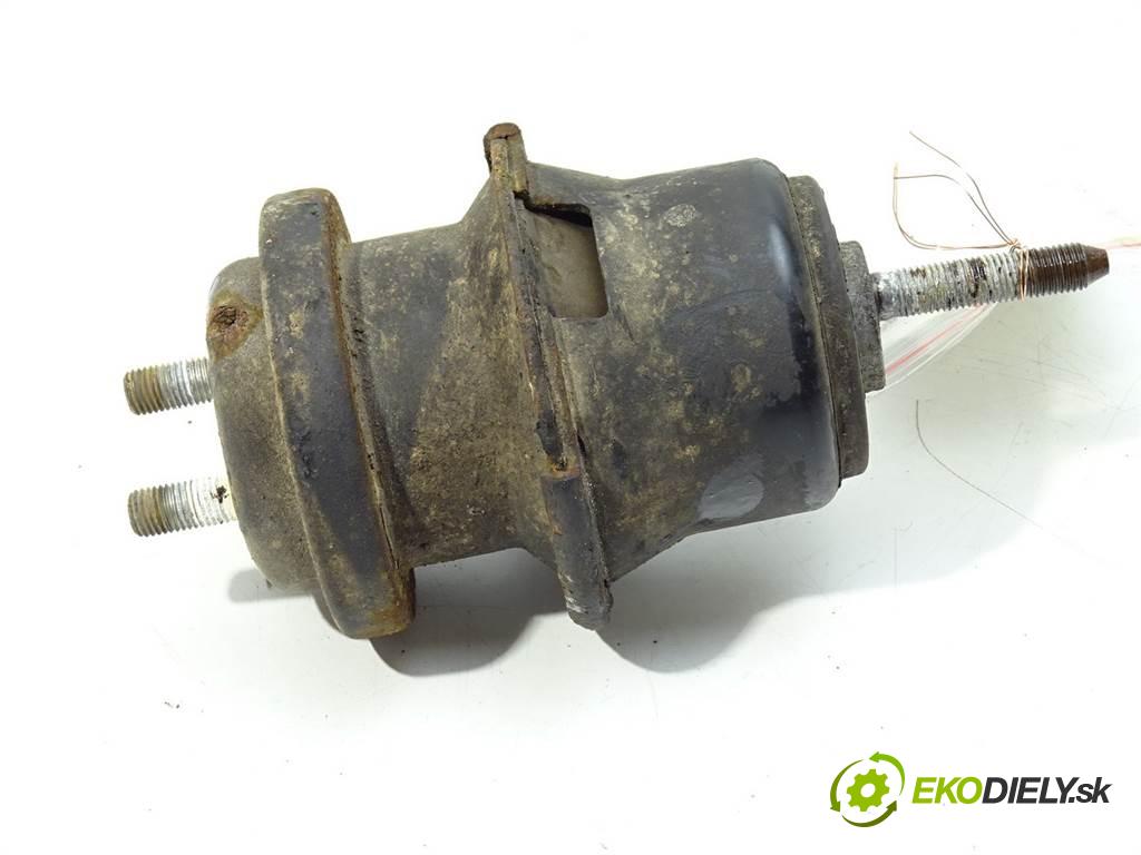 Subaru Outback IV  2010 110kW KOMBI 5D 2.0D 150KM 09-14 2000 AirBag Motor  (Držiaky motora)