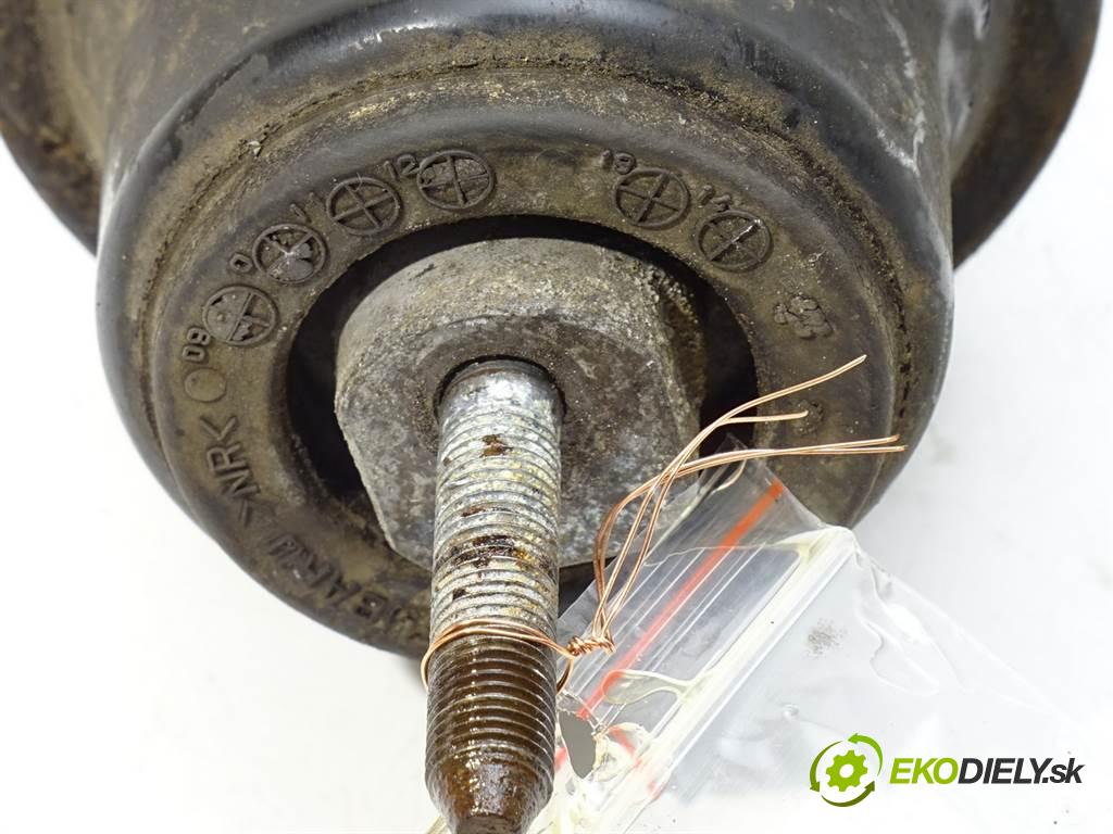 Subaru Outback IV  2010 110kW KOMBI 5D 2.0D 150KM 09-14 2000 AirBag Motor  (Držiaky motora)