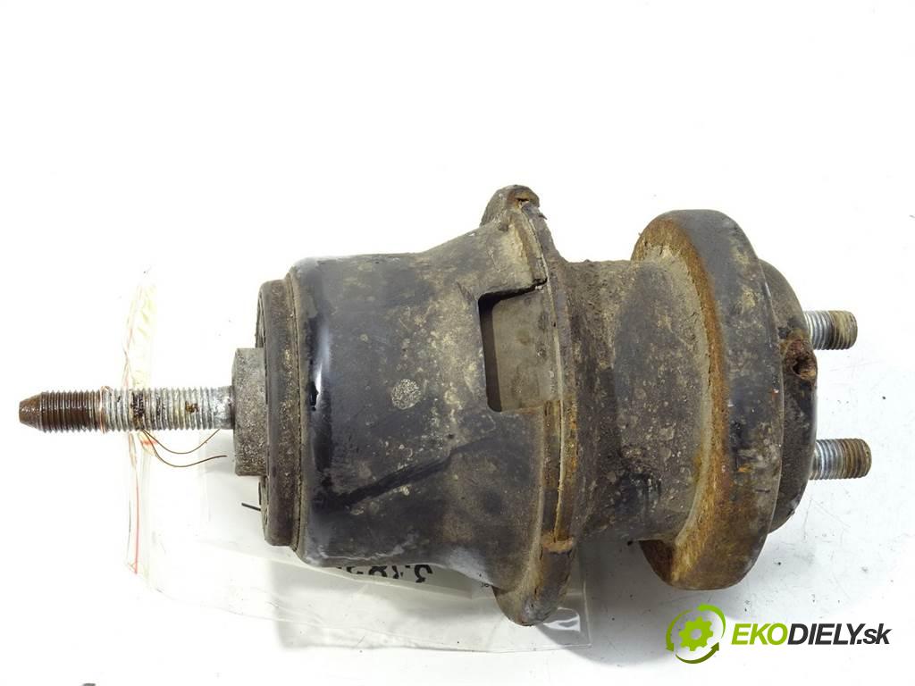 Subaru Outback IV  2010 110kW KOMBI 5D 2.0D 150KM 09-14 2000 AirBag Motor  (Držiaky motora)