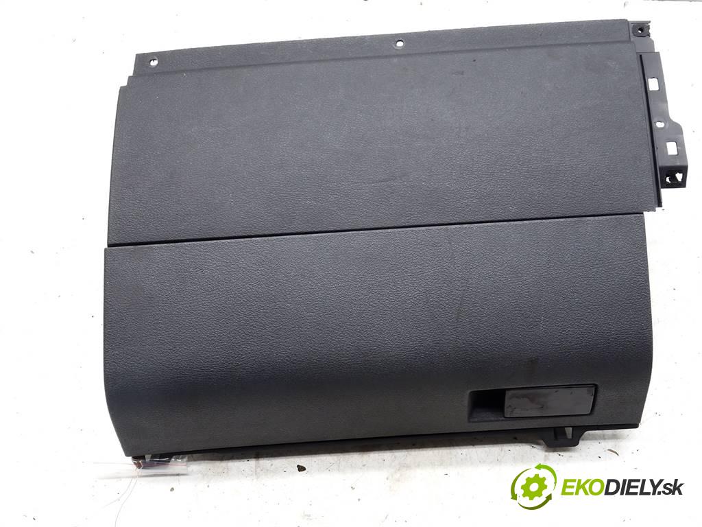 Volkswagen Touran  2005 66KW 1.9TDI 90KM 03-15 1900 Priehradka, kastlík spolujazdca  (Priehradky, kastlíky)