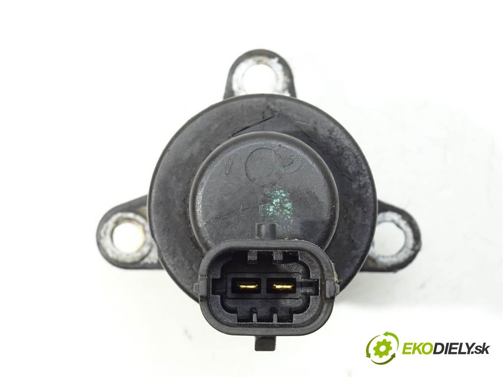 Renault Scenic II  2004 88 kW 1.9DCI 120KM 03-06 1900 Regulátor tlaku paliva  (Ostatné)