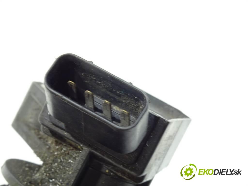 Toyota Corolla E11 LIFT    HATCHBACK 5D 1.6B 110KM 99-02  Cievka zapaľovacia 90919-02239 (Zapaľovacie cievky, moduly)