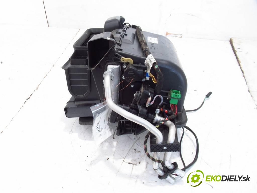 MAN TGX    TGX18.440 EURO5 XL  Výhrevné teleso, radiátor kúrenia 81619006433 (Radiátory kúrenia)