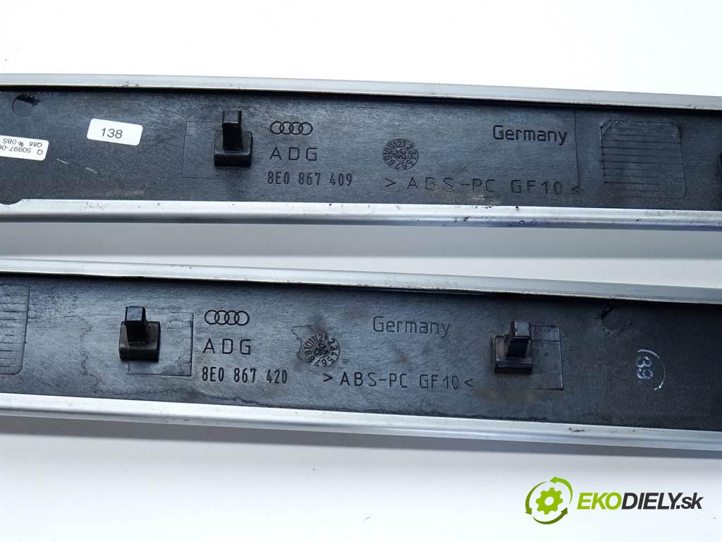 Audi A4 B7    SEDAN 4D 2.0TDI 140KM 04-08  lišty kryt 8E0867409 8E0867420 (Lišty)