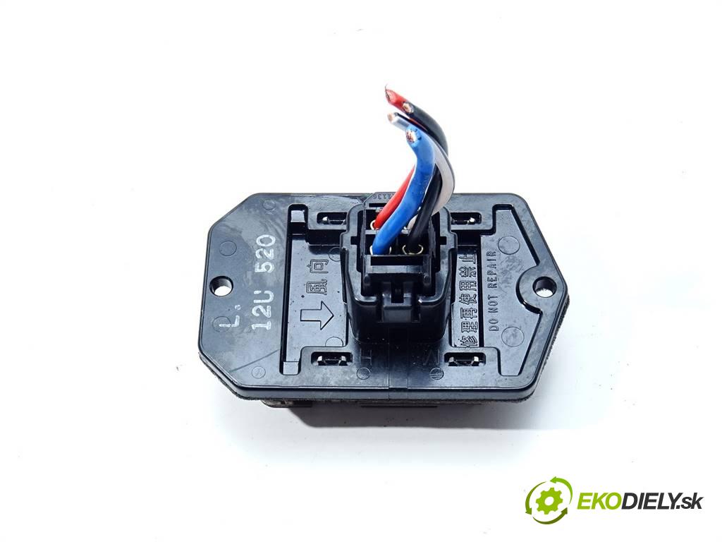 Toyota Corolla XI  2018  LIFT E16 SEDAN 4D 1.4D-4D 90KM 13-19 1400 Odpor, rezistor kúrenia vzduchu  (Odpory (rezistory) kúrenia)