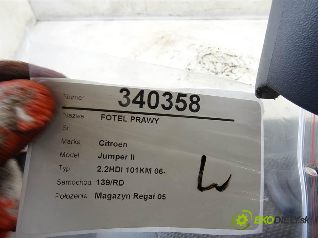 Citroen Jumper II  2008 74kW 2.2HDI 101KM 06- 2200 sedadlo pravý  (Sedačky, sedadla)