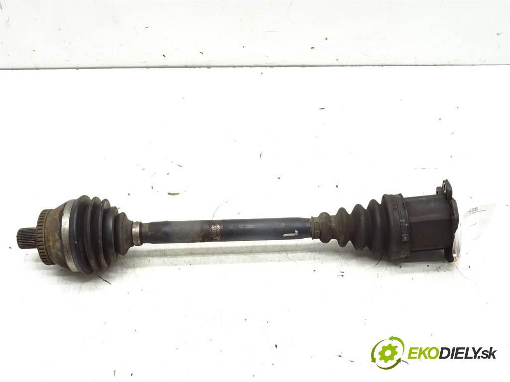 Audi A4 B6  2001 74 kW SEDAN 4D 1.9TDI 101KM 00-04 1900 Poloos ľavá strana  (Poloosy)