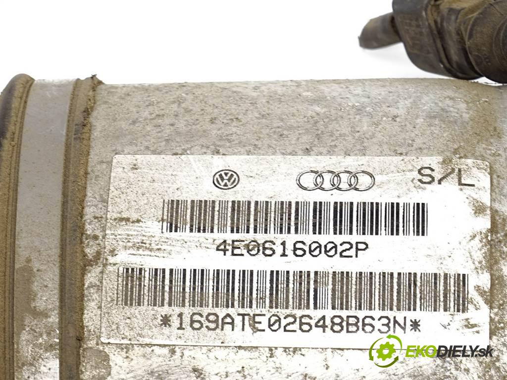 Audi A8 D3  2003 246 kW QUATTRO SEDAN 4D 4.2B V8 335KM 02-09 4200 Tlmič zad pravy 4E0616002P (Zadné pravé)
