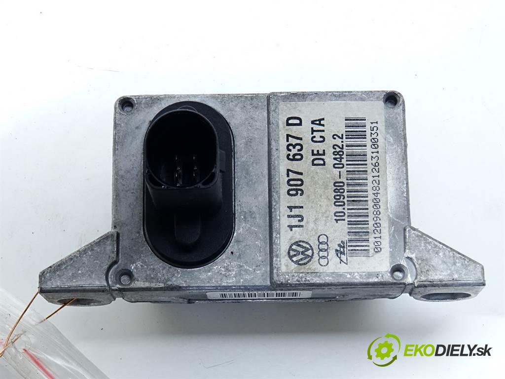 Volkswagen Golf IV    HATCHBACK 5D 1.9TDI 101KM 97-03  Snímač ESP 1J0907655A