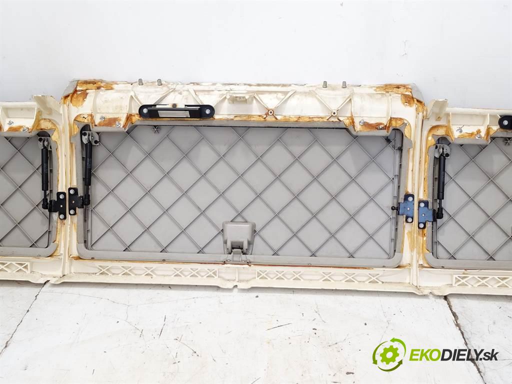 Iveco STRALIS    440S50 500KM EURO5   Priehradka, kastlík kabína horný