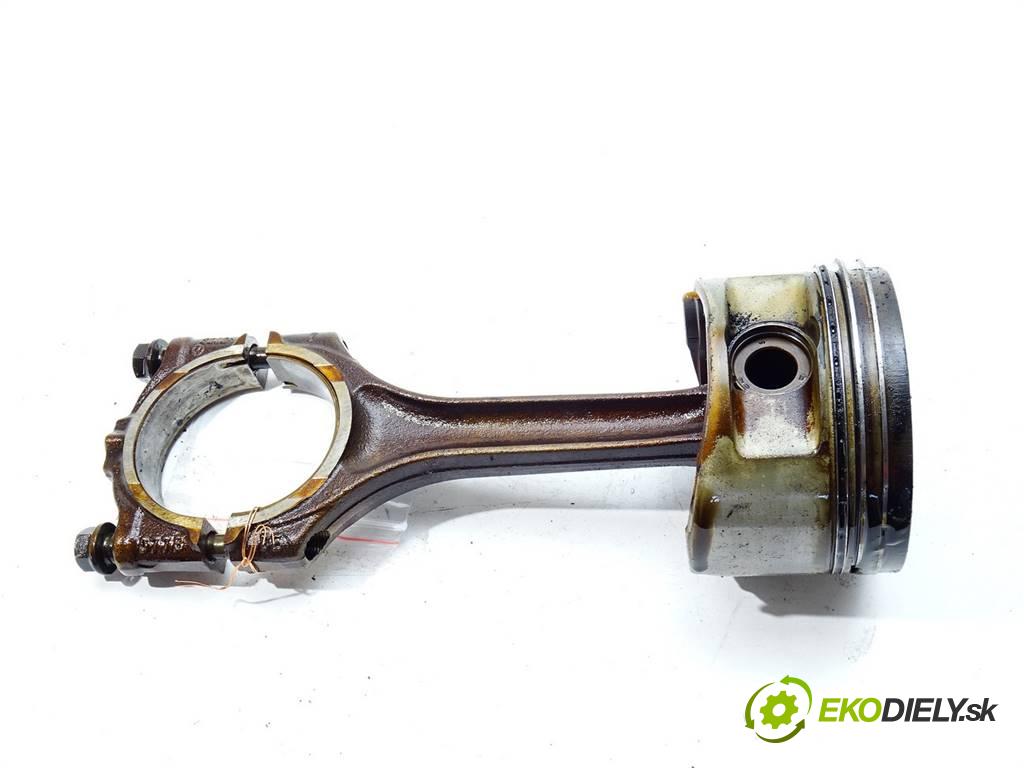 Audi A8 D2    S8 LIFT SEDAN 4D 4.2B 360KM 94-02  PIEST: ojnica AVP (Piesty)