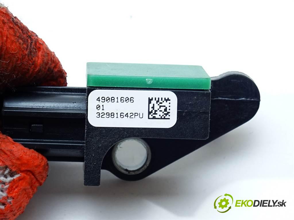 Volkswagen Tiguan I  2009 103 kW 2.0TDI 4MOTION 140KM 07-11 2000 Snímač nárazu 5N0959351B (Snímače nárazu)