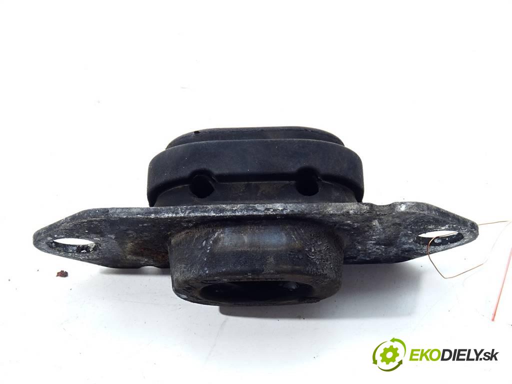 Renault Clio III    KOMBI 5D 1.2B 65KM 05-09  AirBag Motor 8200352861A (Držiaky motora)