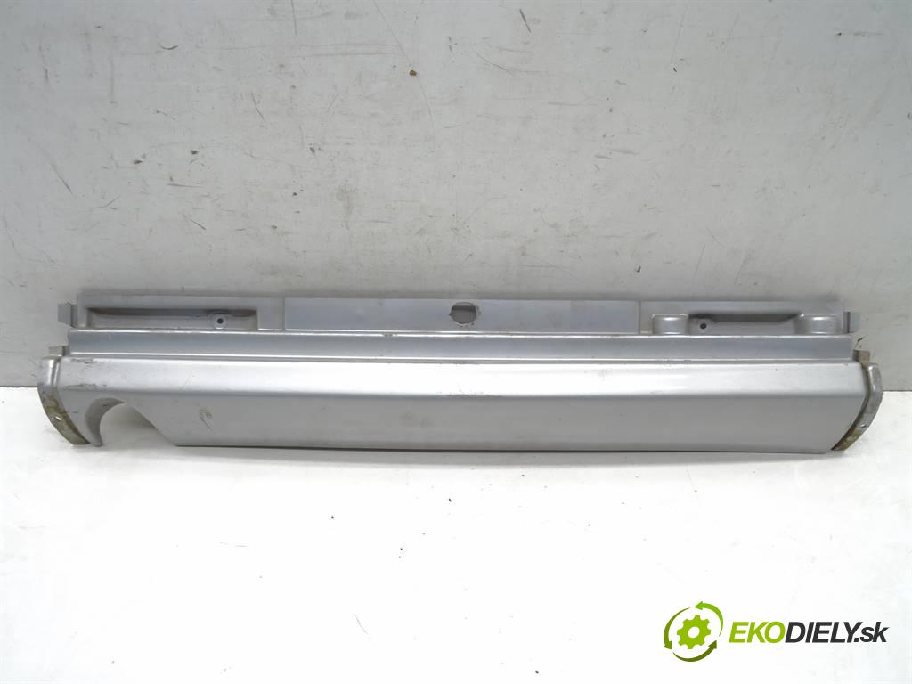 Aixam A741  2006 4 kW 0.4D 5KM 05- 400 nárazník zadní část 