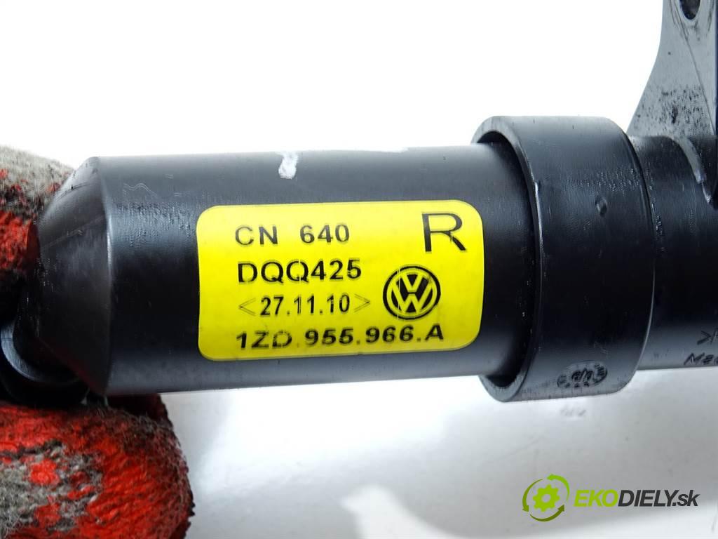 Skoda Octavia II    LIFTBACK 5D 2.0TDI 140KM 04-08  ostrekovača svetla ľavy 1Z0955966A (Motorčeky, čerpadlá ostrekovačov)