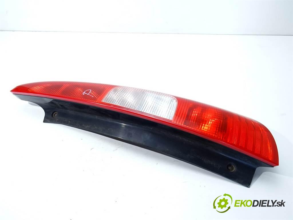 Mitsubishi Colt VI CZ3  2006 70 kW HATCHBACK 5D 1.5DI-D 95KM 04-08 1500 Svetlo zad pravá  (Ostatné)