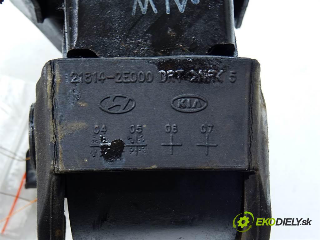 Hyundai Tucson    SUV 2.0B 141KM 04-09  AirBag Motor 21814-2E000 (Držiaky motora)