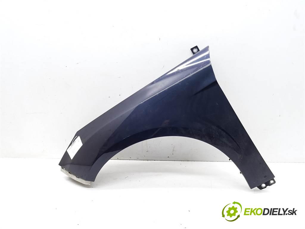 Ford Focus III  2013 70 kW MK3 KOMBI 5D 1.6TDCI 95KM 10-14 1600 blatník přední část levý 