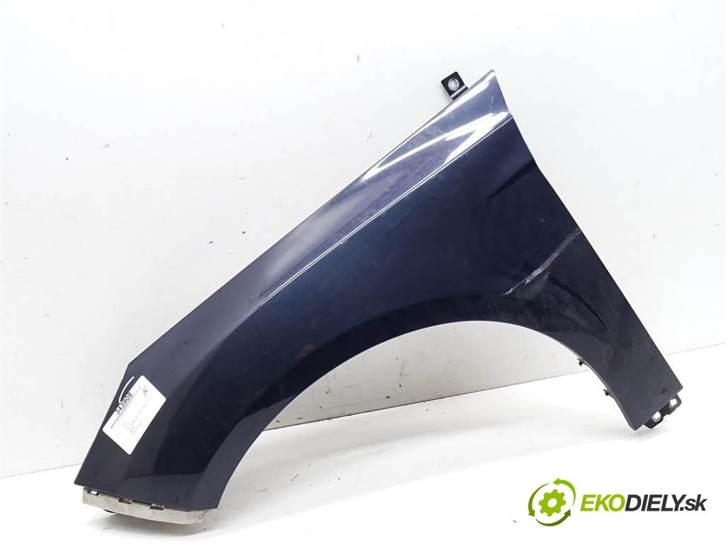 Ford Focus III  2013 70 kW MK3 KOMBI 5D 1.6TDCI 95KM 10-14 1600 blatník přední část levý