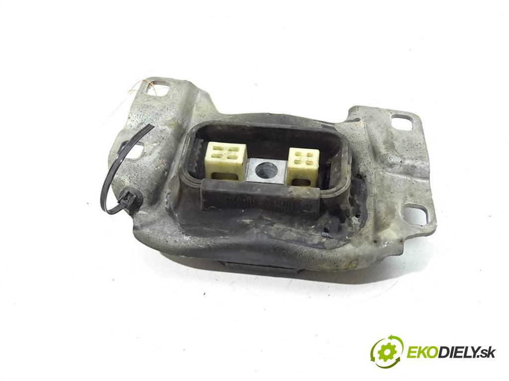 Ford Focus III  2013 70 kW MK3 KOMBI 5D 1.6TDCI 95KM 10-14 1600 AirBag Motor  (Držiaky motora)