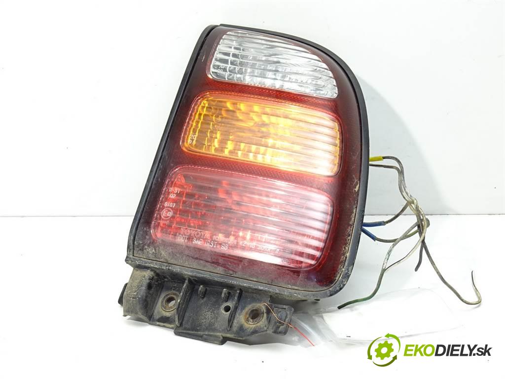 Toyota RAV4  1995 96 kW 2.0B 129KM 94-00 2000 Svetlo zad pravá  (Ostatné)