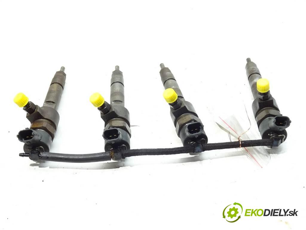 Fiat Stilo  2003 59 kW HATCHBACK 5D 1.9JTD 80KM 01-07 1900 vstřikovací ventily 0445110119