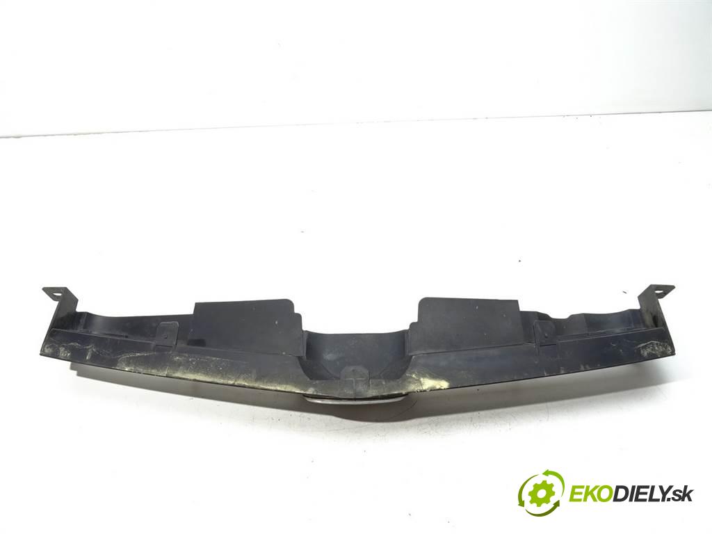 Daihatsu YRV  2001 64 kW 1.3B 87KM 00-05 1300 mřížka maska  (Mřížky (masky) chladičů)