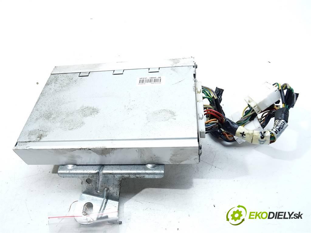 Chrysler Sebring II    LIFT KABRIOLET 2.0CRD 140KM 00-07  Zosilňovač VP7C1F-18B849-AK (Zosilňovače)