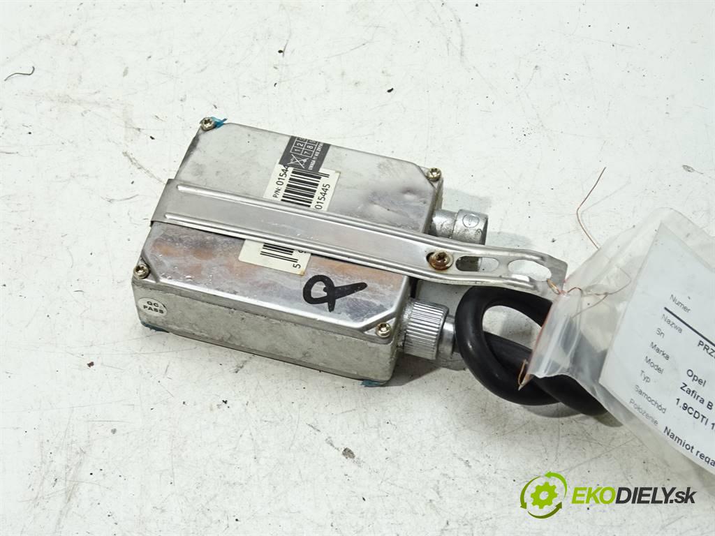 Opel Zafira B    1.9CDTI 120KM 05-14  Menič XENON  (Riadiace jednotky xenónu)