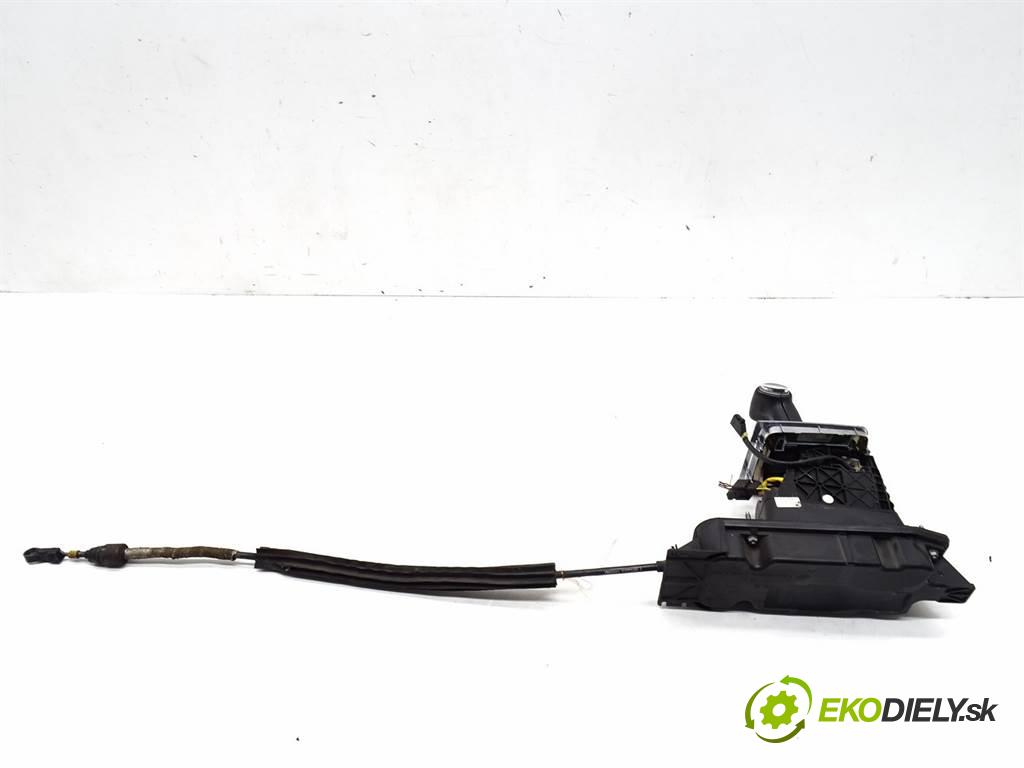 Volkswagen Passat B6  2008 103 kW KOMBI 5D 2.0TDI 140KM 05-10 2000 Kulisa 3C1713025H (Rýchlostné páky / kulisy)