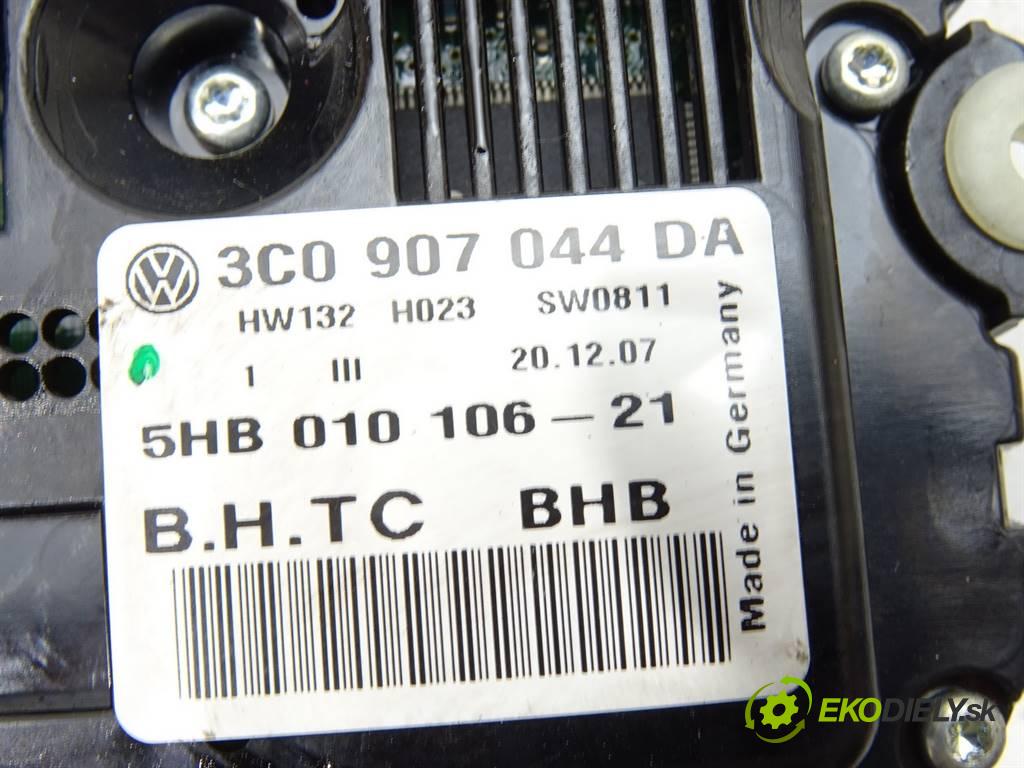 Volkswagen Passat B6  2008 103 kW KOMBI 5D 2.0TDI 140KM 05-10 2000 Panel ovládania kúrenia 3C0907044DA (Prepínače, spínače, tlačidlá a ovládače kúrenia)