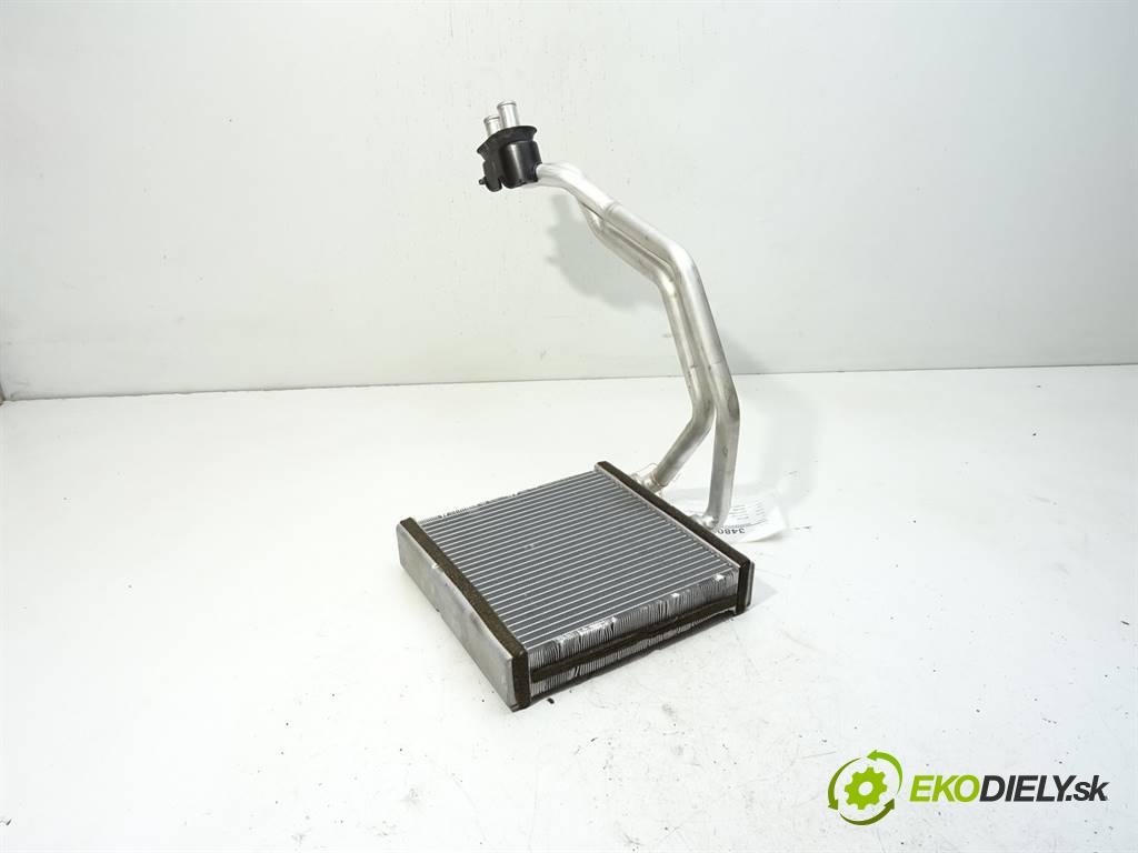 Honda Civic VIII  2010 73 kW HATCHBACK 5D 1.4B 100KM 06-11 1300 Výhrevné teleso, radiátor kúrenia  (Radiátory kúrenia)