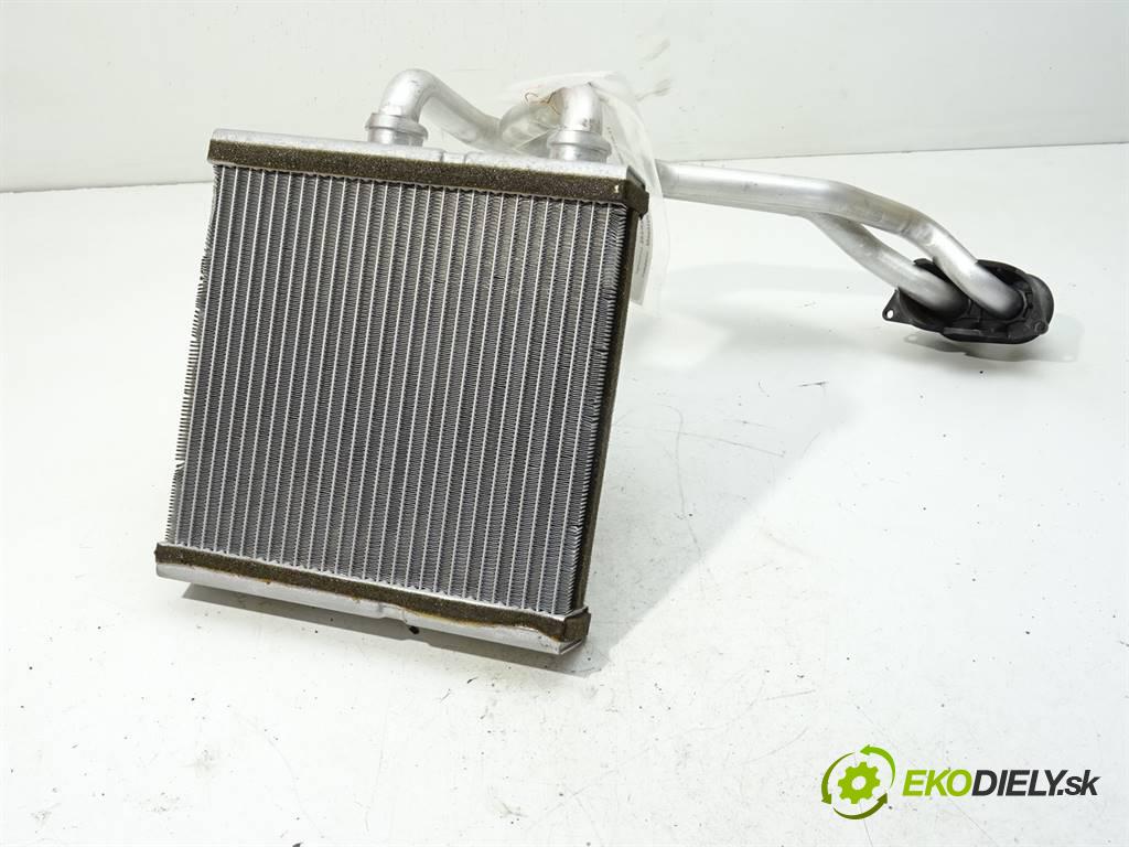 Honda Civic VIII  2010 73 kW HATCHBACK 5D 1.4B 100KM 06-11 1300 Výhrevné teleso, radiátor kúrenia  (Radiátory kúrenia)