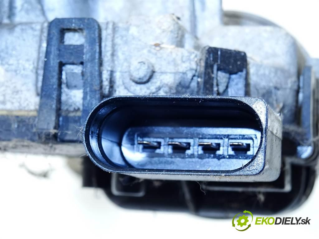 Skoda Fabia  2007 59 kW LIFT KOMBI 1.4TDI 80KM 99-07 1400 Mechanizmus stieračov predný 6Y1955023C (Motorčeky stieračov predné)