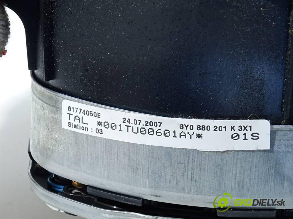 Skoda Fabia  2007 59 kW LIFT KOMBI 1.4TDI 80KM 99-07 1400 AirBag volantu 6Y0880201K (Airbagy)