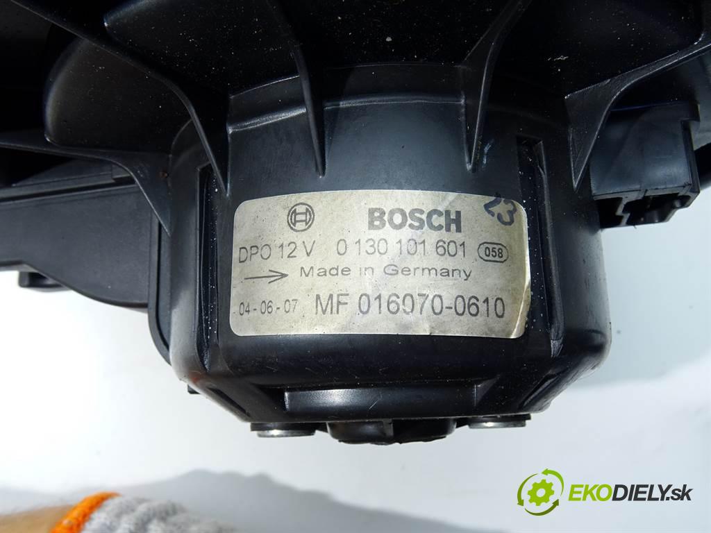 Toyota Corolla E12  2004  HATCHBACK 5D 1.4VVTI 97KM 02-07 1400 Ventilátor ventilátor kúrenia  (Ventilátory kúrenia)